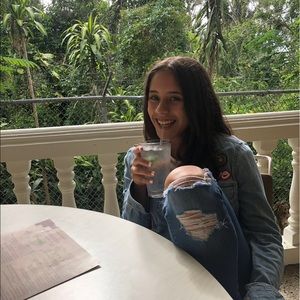 Meet your Posher, May